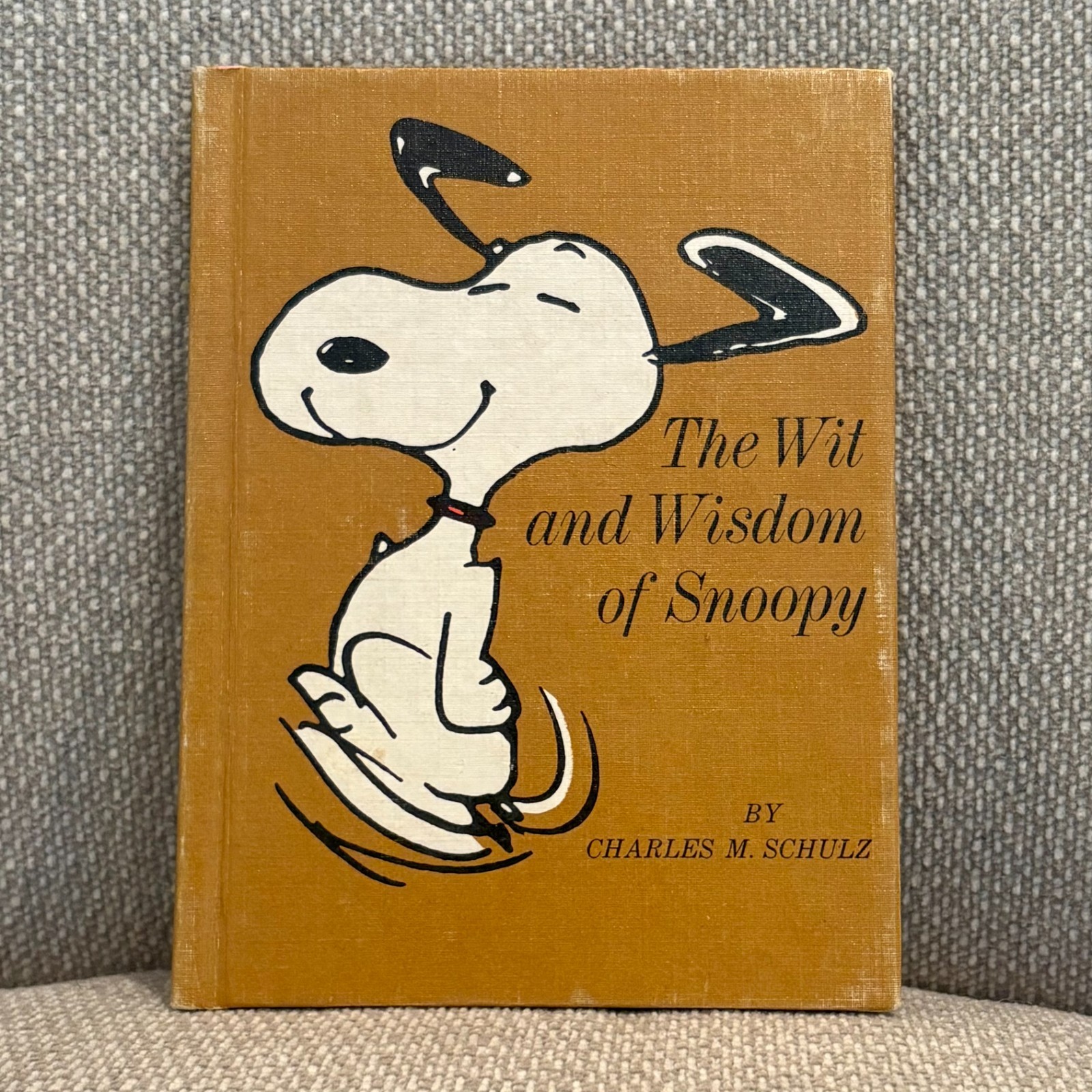 Vintage THE WIT AND WISDOM OF SNOOPY by Charles M. Schulz Hallmark Hardcover