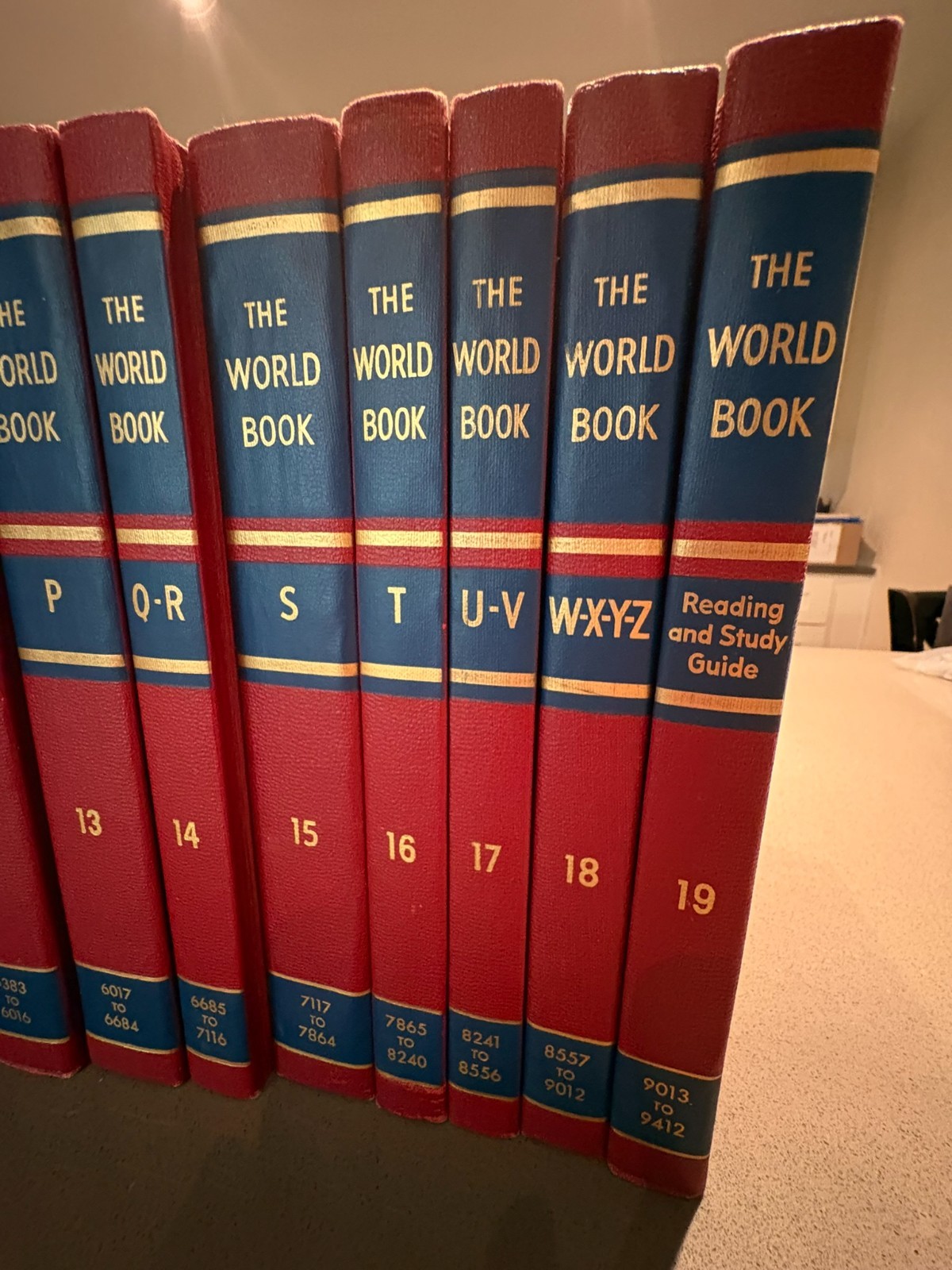 Vintage 1958 The World Book Encyclopedia 19-Volume Set w/Reading and Study Guide