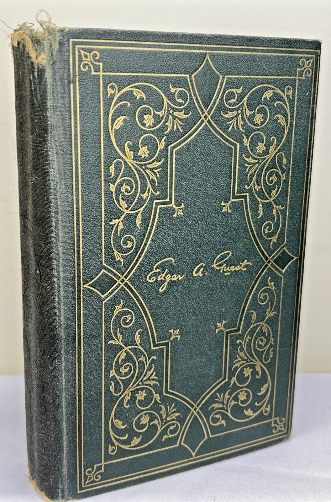 COLLECTED VERSE OF EDGAR A GUEST 1941 6th edition Hard Cover Vintage Good Green