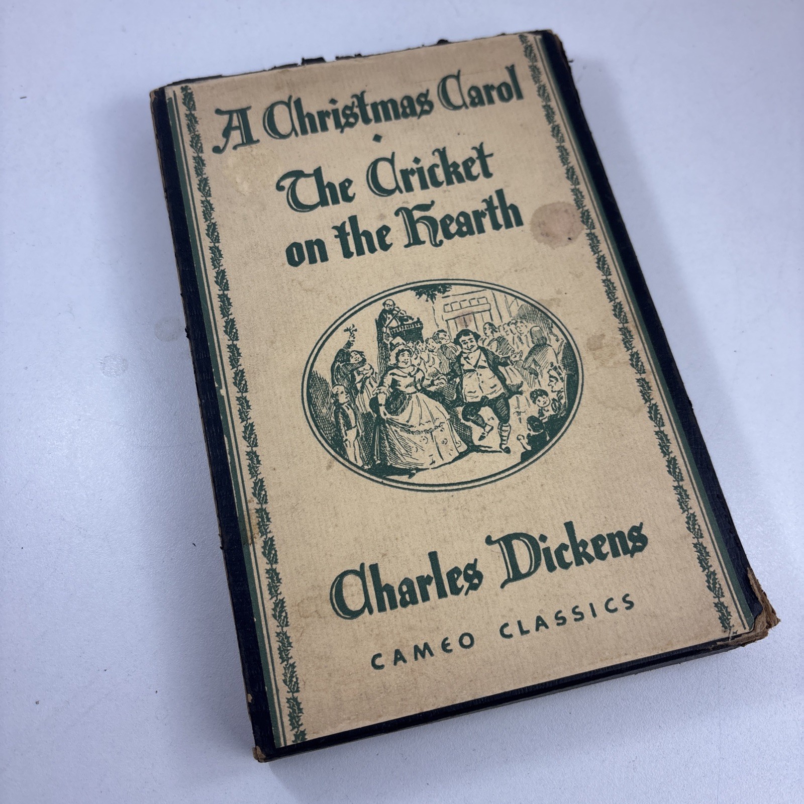 Vtg A Christmas Carol & Cricket on Hearth Charles Dickens Cameo Classics Book