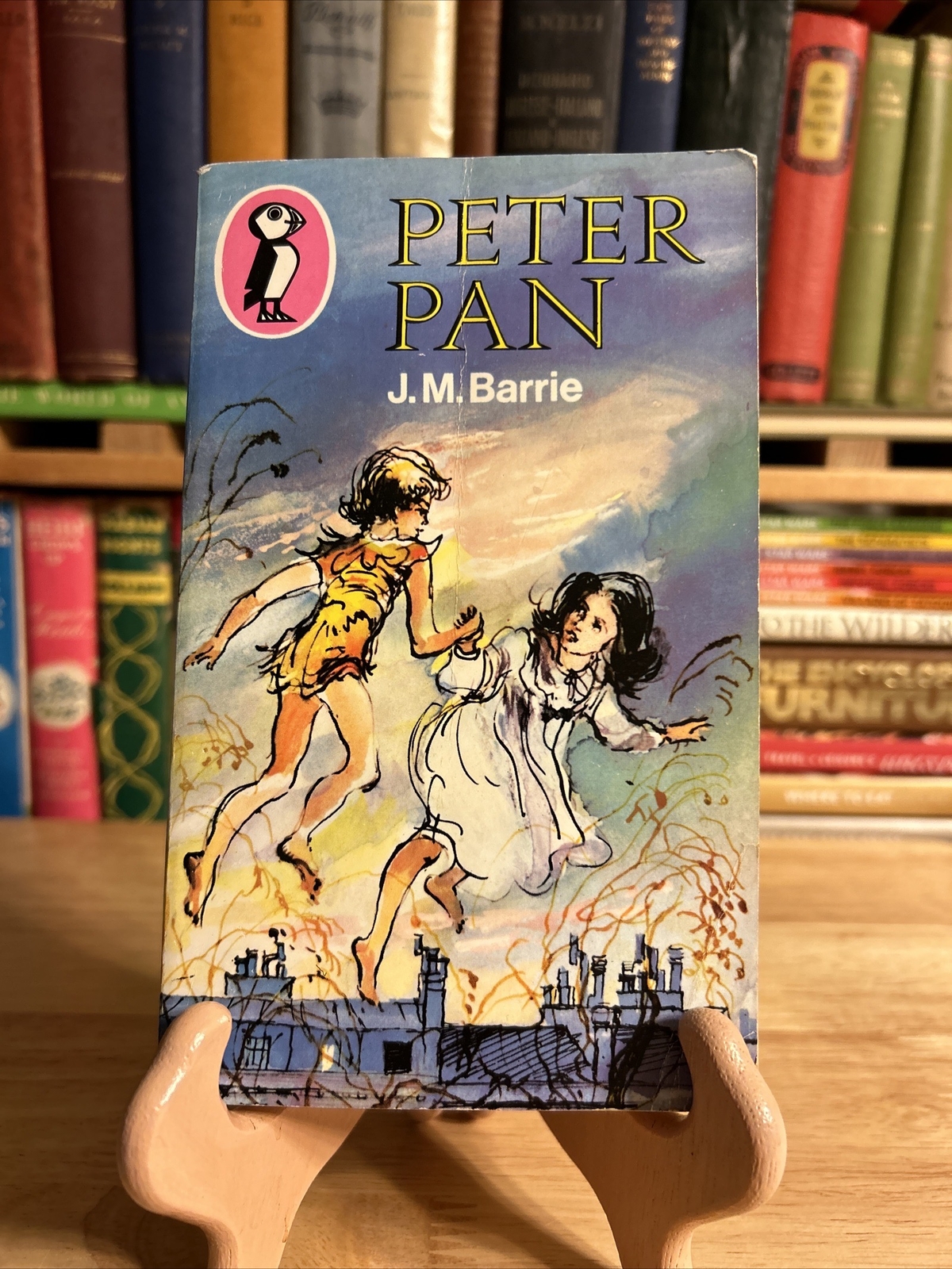 Peter Pan J.M. Barrie Vintage 1985 Puffin Books Paperback