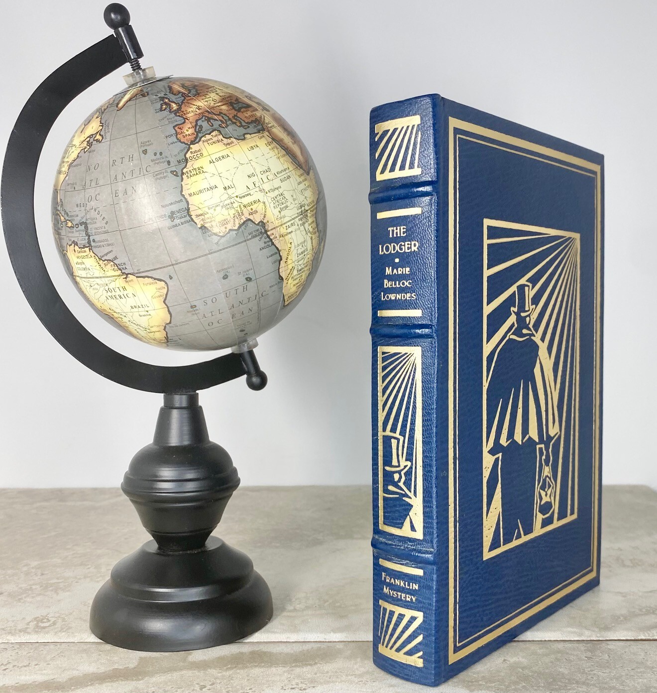 The Lodger by Marie Belloc Lowndes; Franklin Mystery 1990