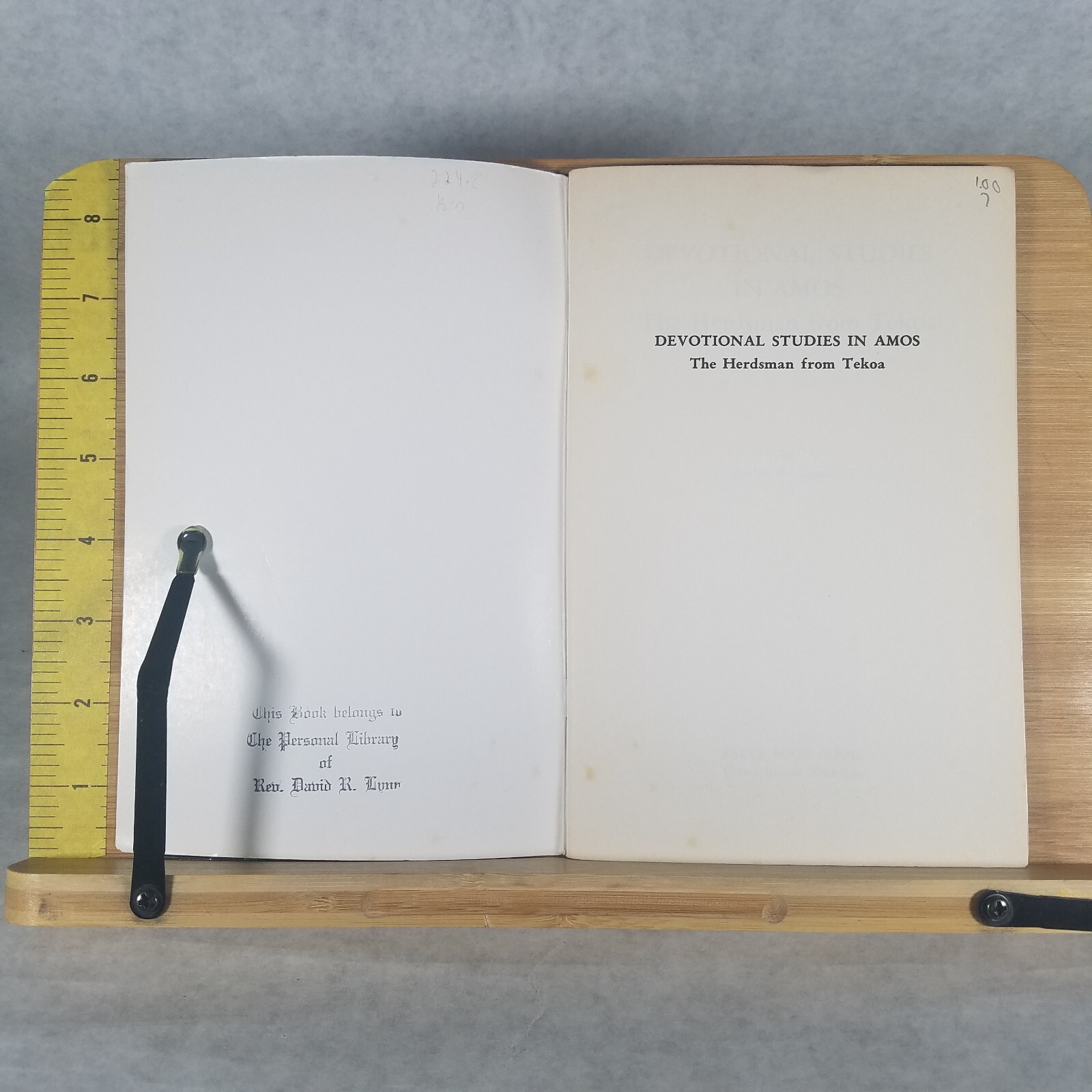 Devotional Studies in Amos: Herdsman Tekoa – Stapled Paperback by Fredna Bennett