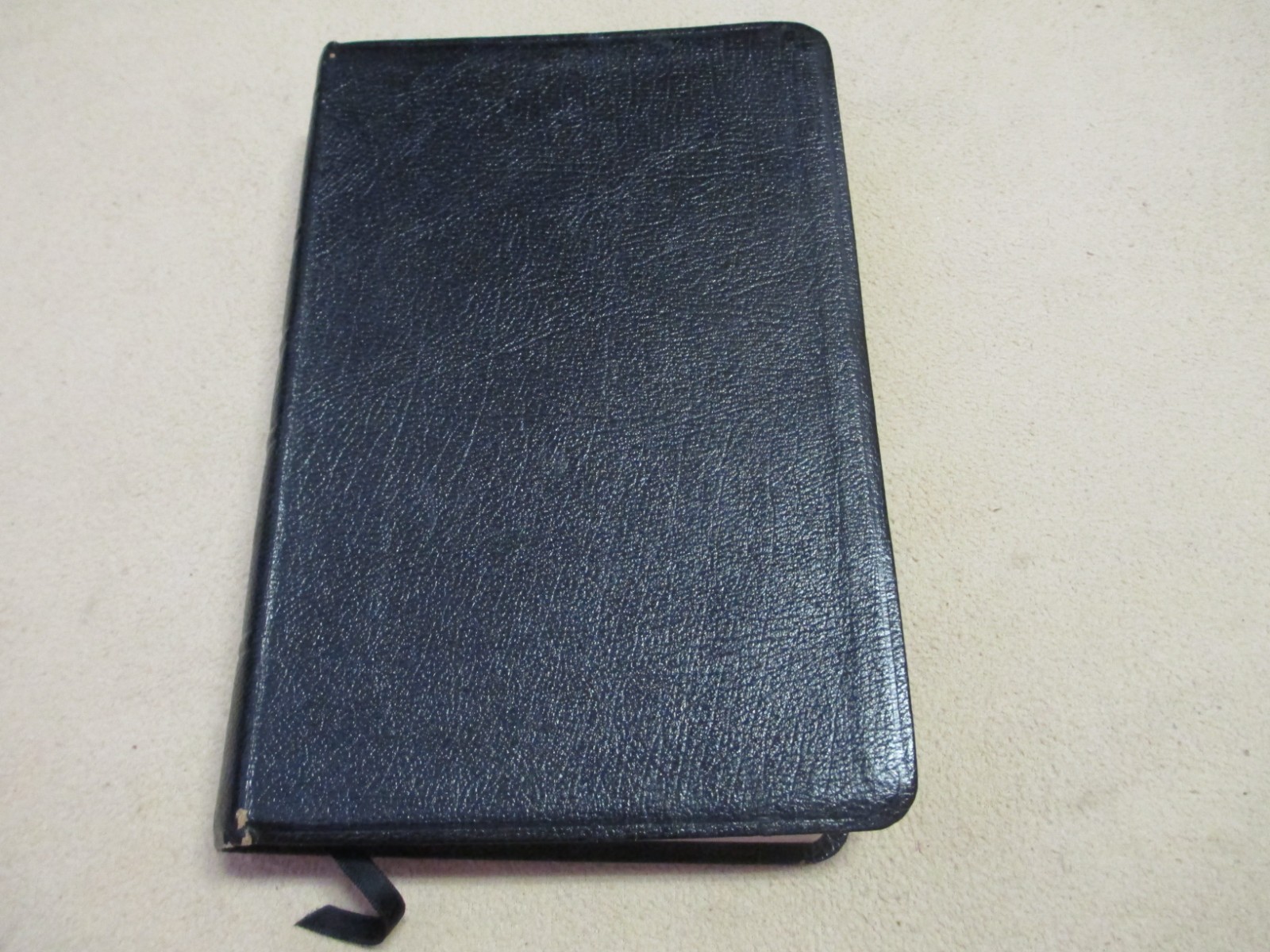 1985 The Open Bible NAS Expanded Edition, black bonded leather