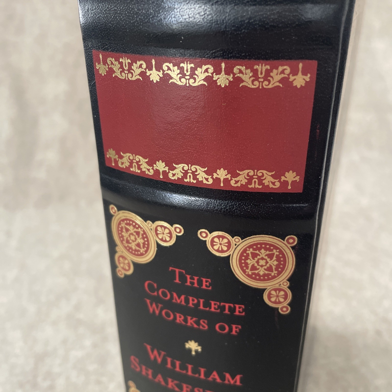Barnes and Noble Leather Complete Works of William Shakespeare NEAR MINT WI