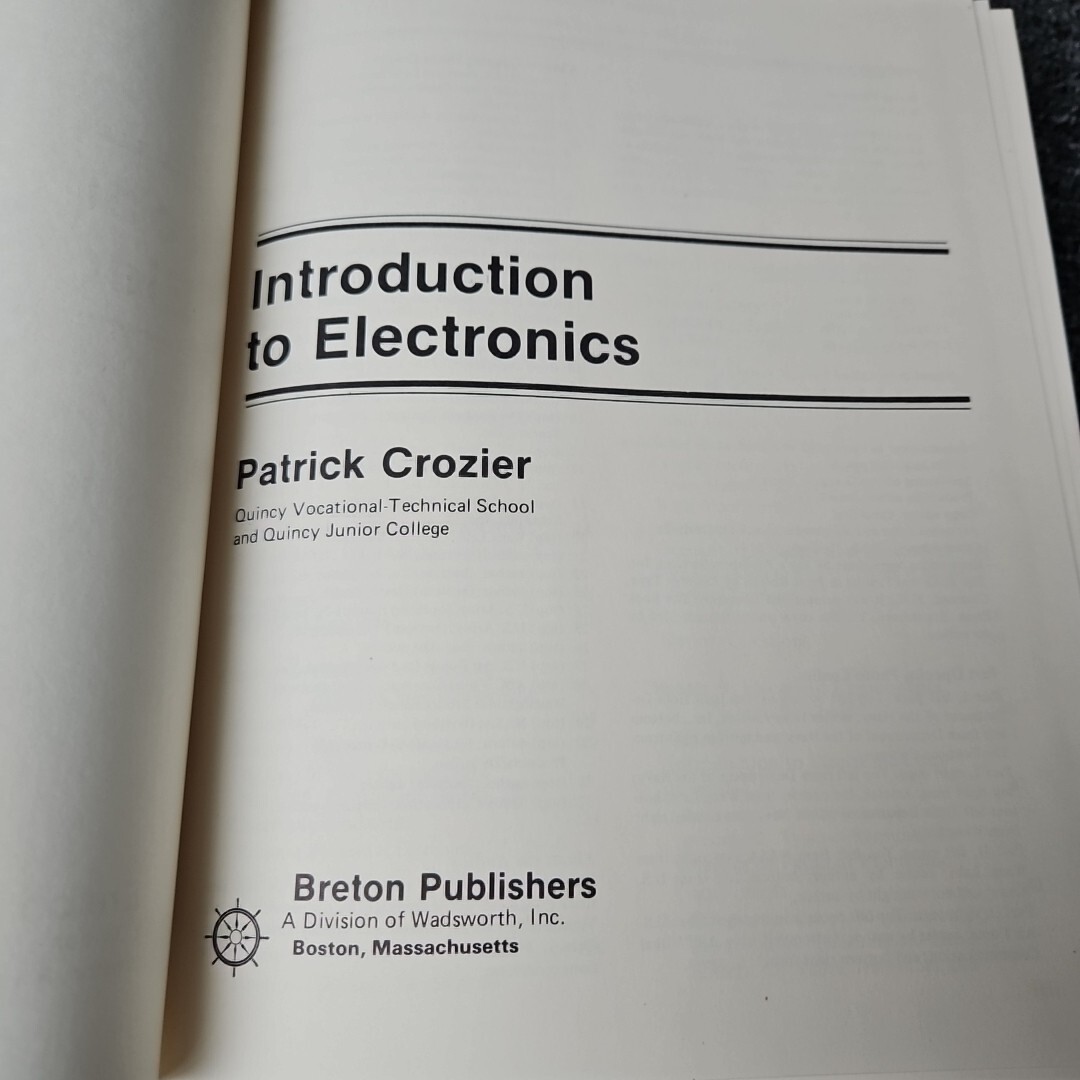 Introduction to Electronics 1983 Patrick Crozier