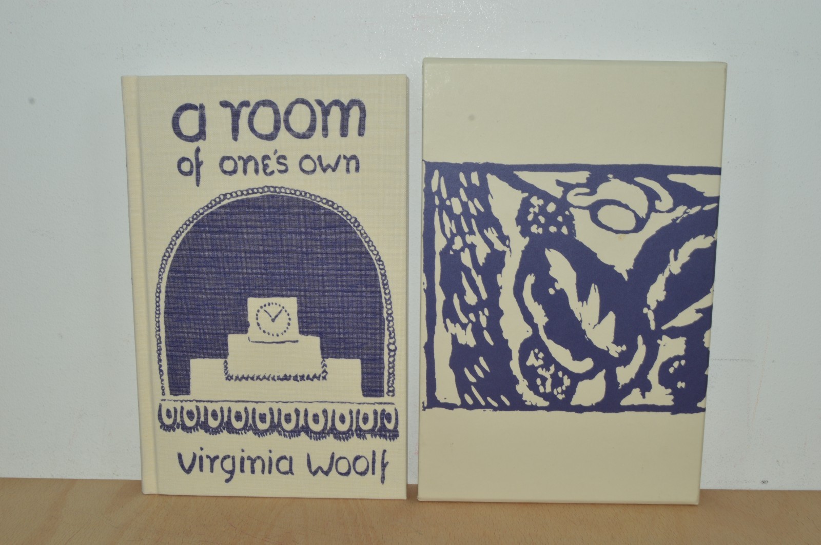 A Room of One’s Own – Virginia Woolf – Folio Society 2017 (#R3) 1st Printing.
