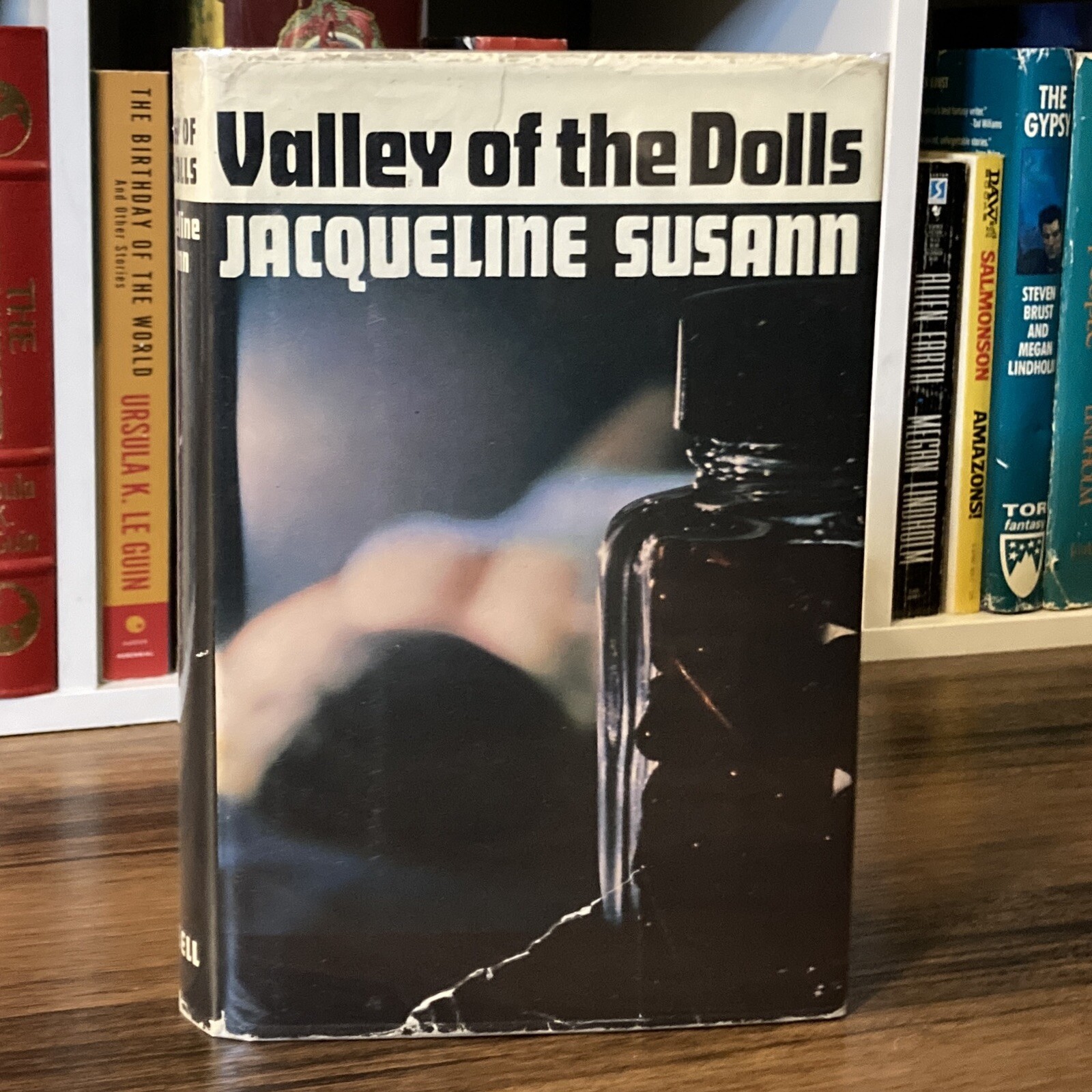 The Valley of the Dolls – Jacqueline Susann (1st edition 4th print) Cassell 1966