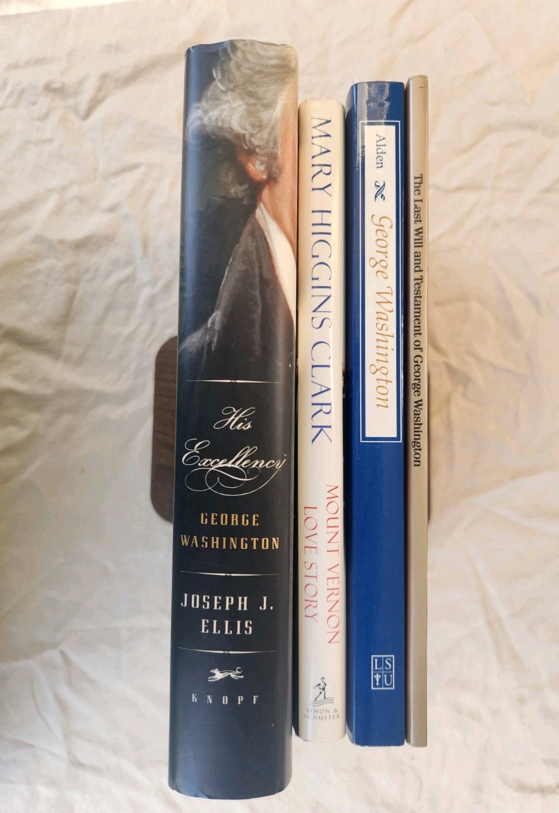 George Washington Lot 4 Signed By Mary Higgins Clark Very Good