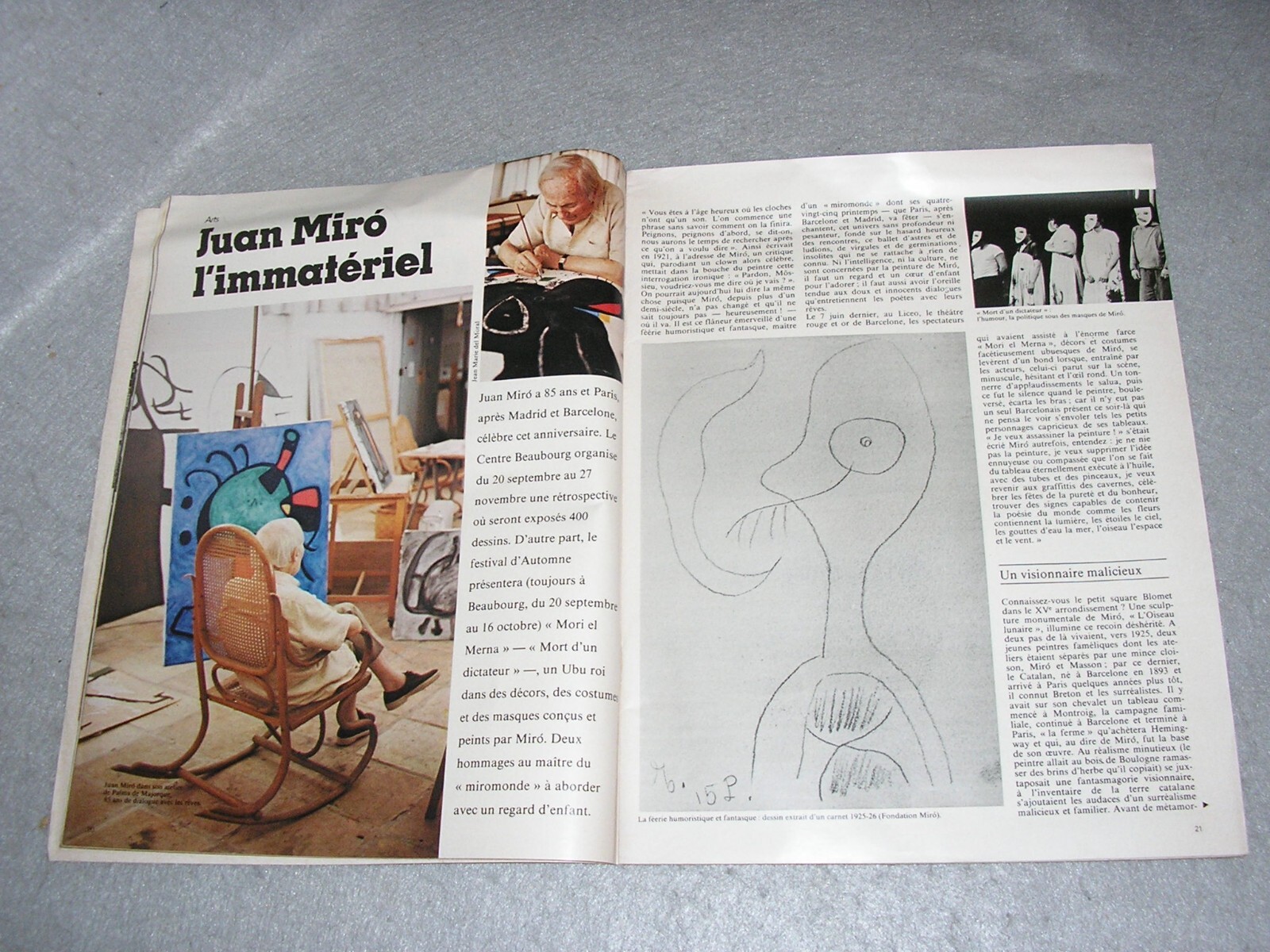 Vintage Women’s Fashion Book ELLE French Magazine Haute Couture September 1978