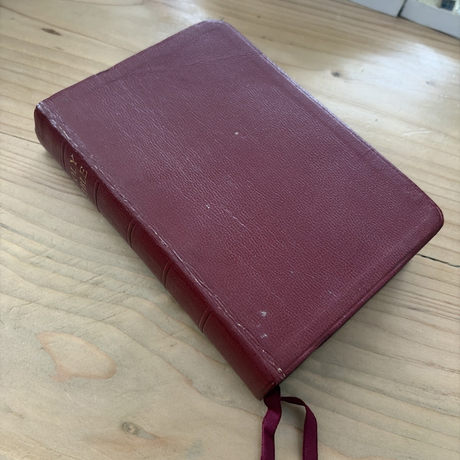 Holy Bible KJV King James Version Oxford Self Pronouncing Red Vintage 1950s