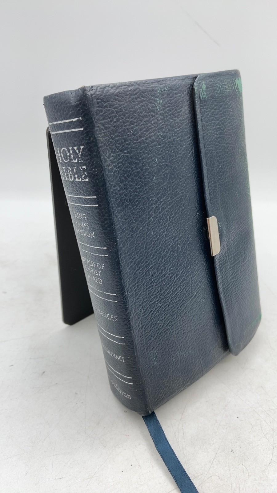 Compact Holy Bible Reference, King James Version, Words of Christ in red, Con…
