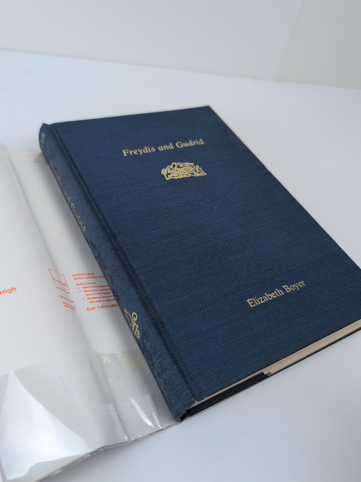 FREYDIS AND GUDRID by Elizabeth Boyer/1st Ed/LiteratureHCDJ SIGNED 1976