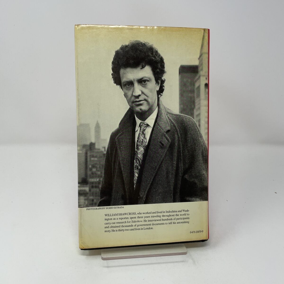 Sideshow by William Shawcross HC First Edition Like New 1979