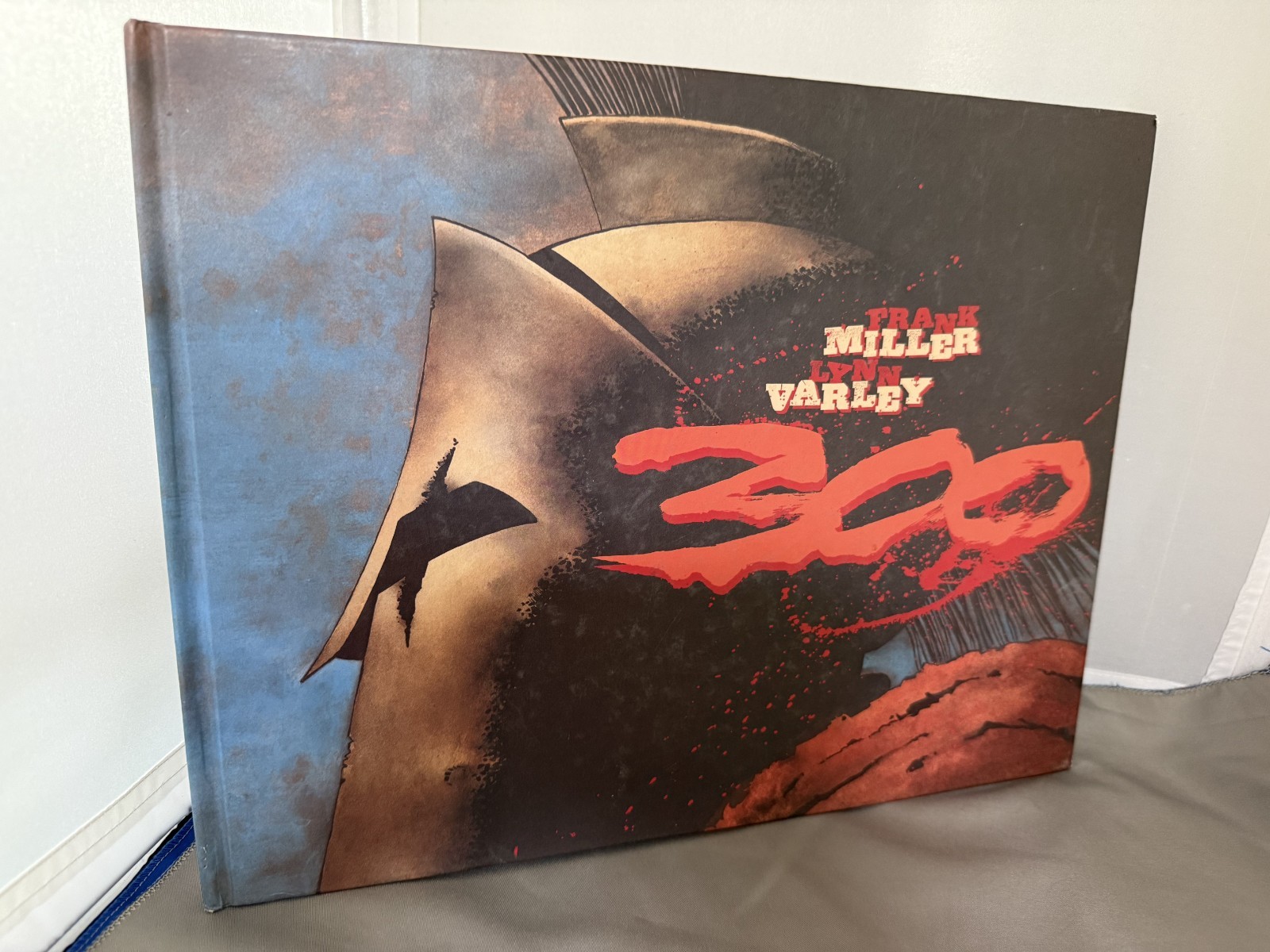 300 by Frank Miller, Lynn Varley Hardcover Dark Horse Comics / Books 1999 GUC