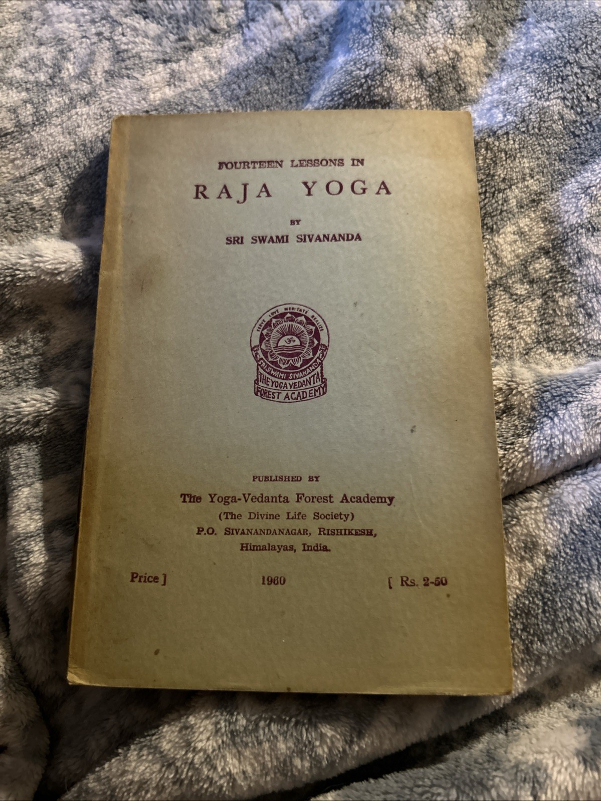 Fourteen Lessons In Raja Yoga by Swami Vivekananda 1960 Paperback