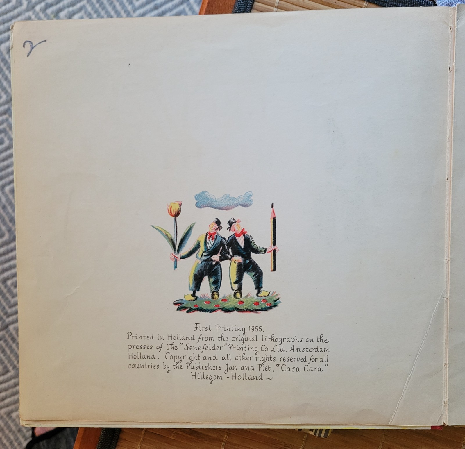 Vintage kids‘ book bundle : 1918 Peter Rabbit, Disney book/record, Left & Right