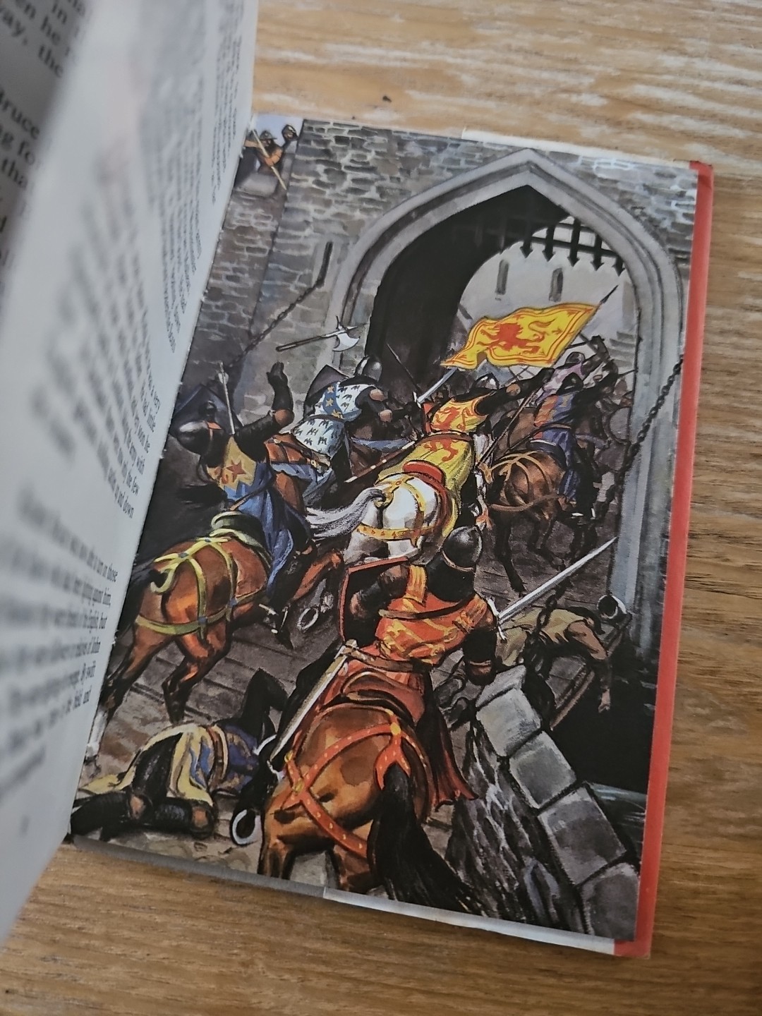 Vintage Ladybird Book Robert the Bruce DJ 561 2’6 First Ed L Du Garde Peach B2