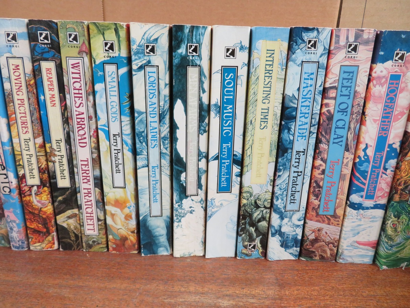 Terry Pratchett Discworld Complete 41 Books HB x 14 PB x 27 Good