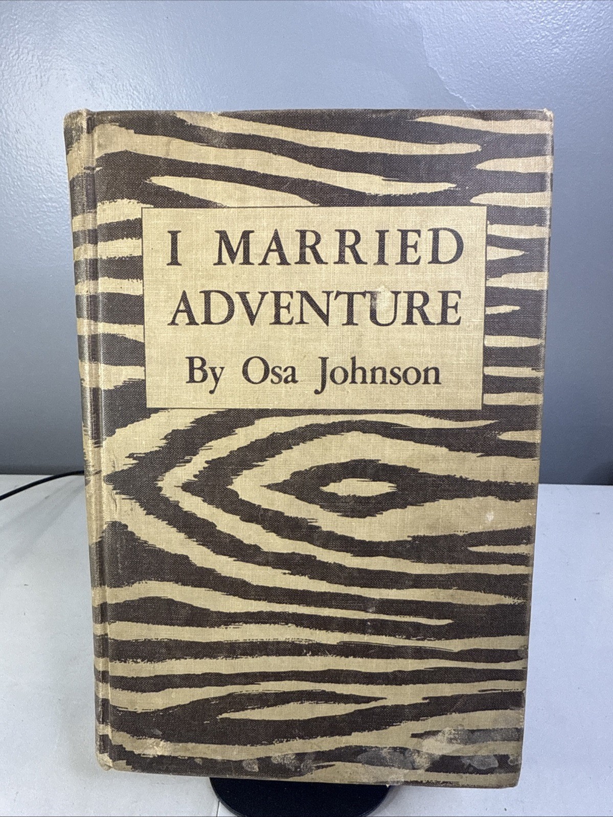 I Married Adventure Osa Johnson 1940 HC Zebra Cloth First Edition *ACCEPTABLE*