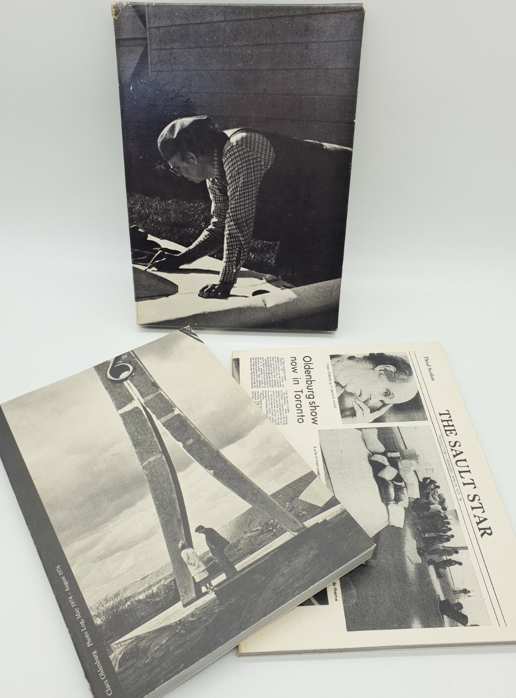 Claes Oldenburg – Photo Log May 1974 – August 1976 – 2 Volumes. First Edition