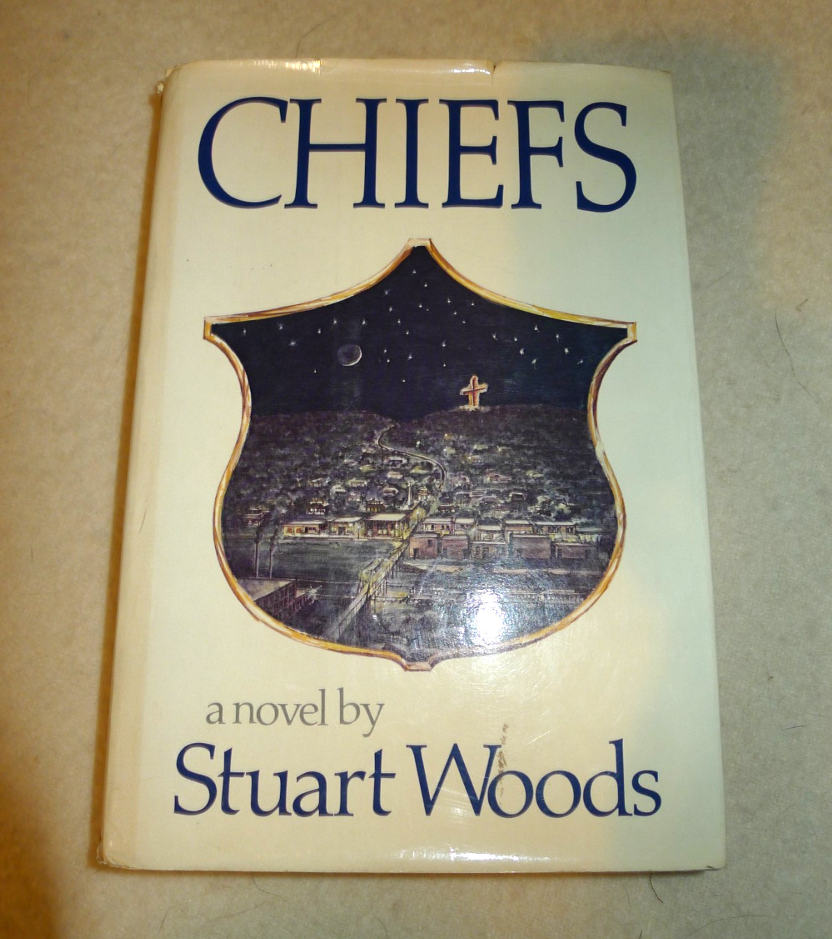 Stuart Woods CHIEFS : A Novel 1st Edition SIgned Inscribed