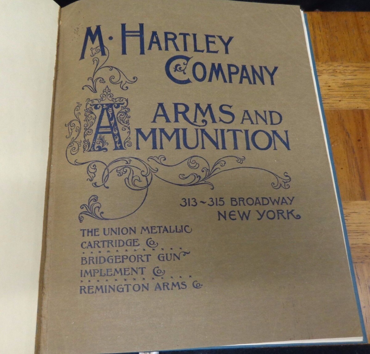 M. HARTLEY COMPANY, ARMS AND AMMUNITION, SPORTING, GOLF GOODS Catalog No. 48W
