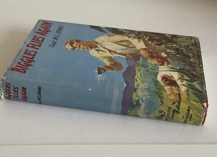 W E Johns‘ Biggles Flies Again Pub Thames For Modern Library 1950 V Scarce Thus