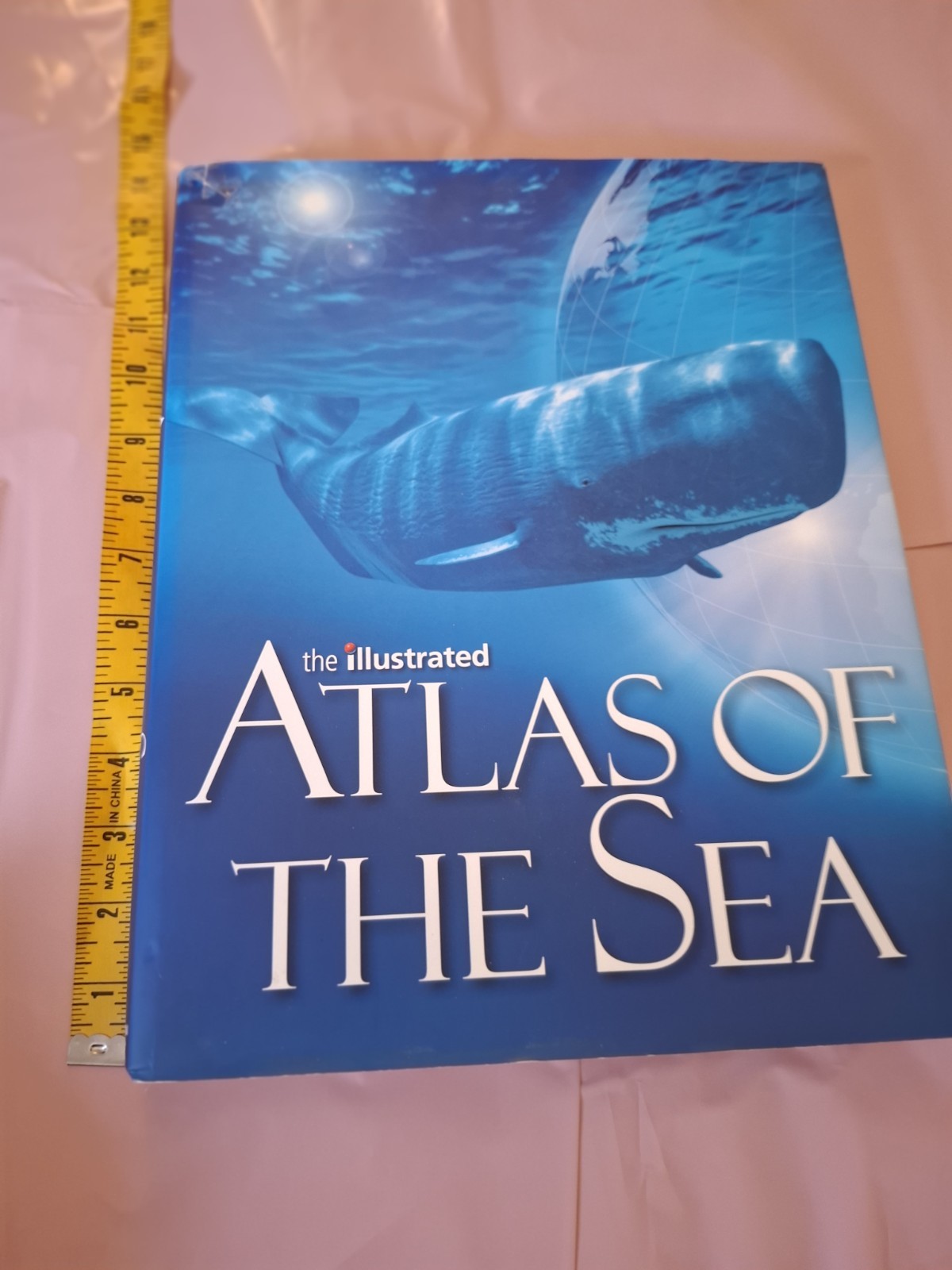 Large Coffee Table Book „The Atlas Of The Sea“ Illustrated
