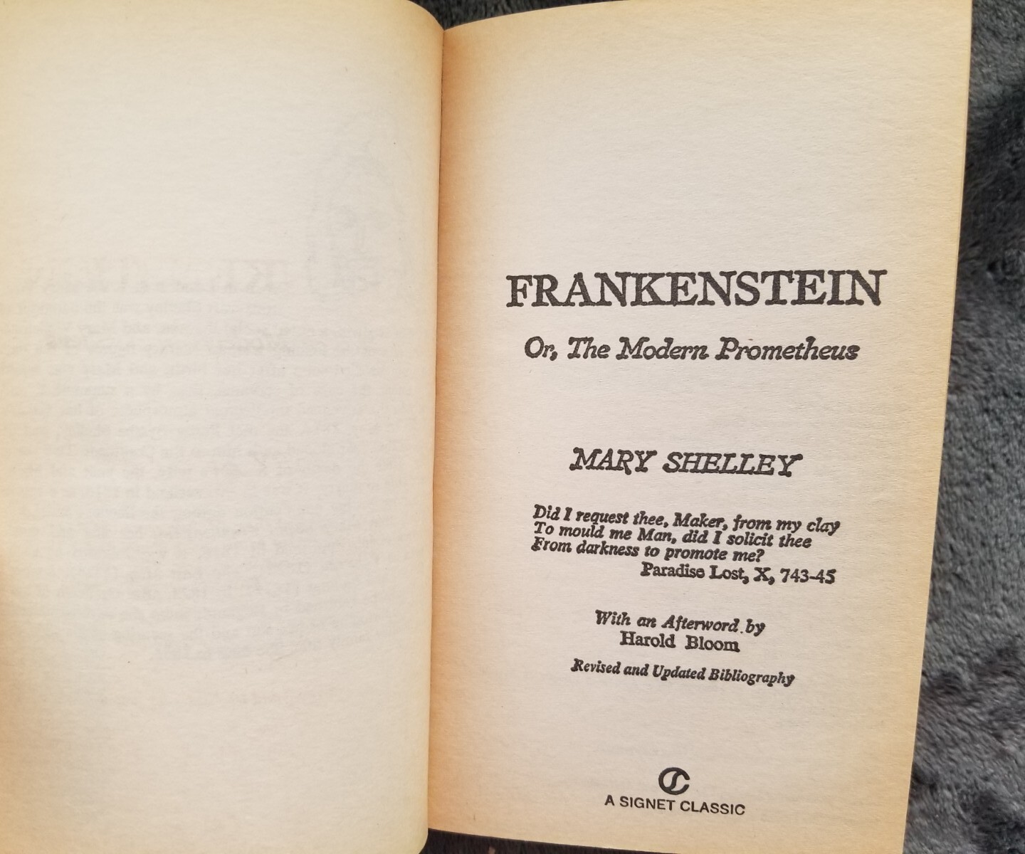 Signet Classic Frankenstein