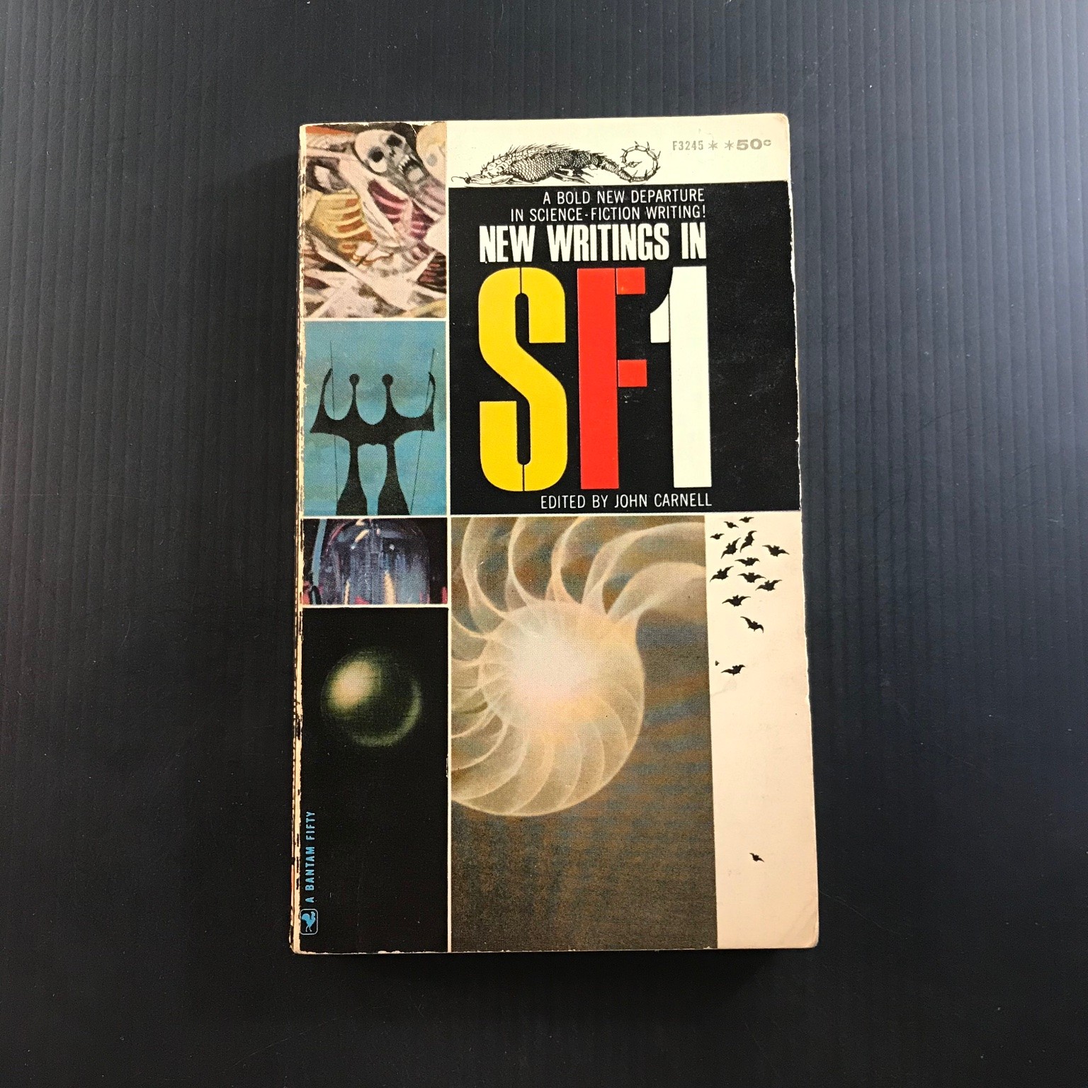 New Writings in SF 1 John Carnell 1964 First American Edition SciFi Fantasy