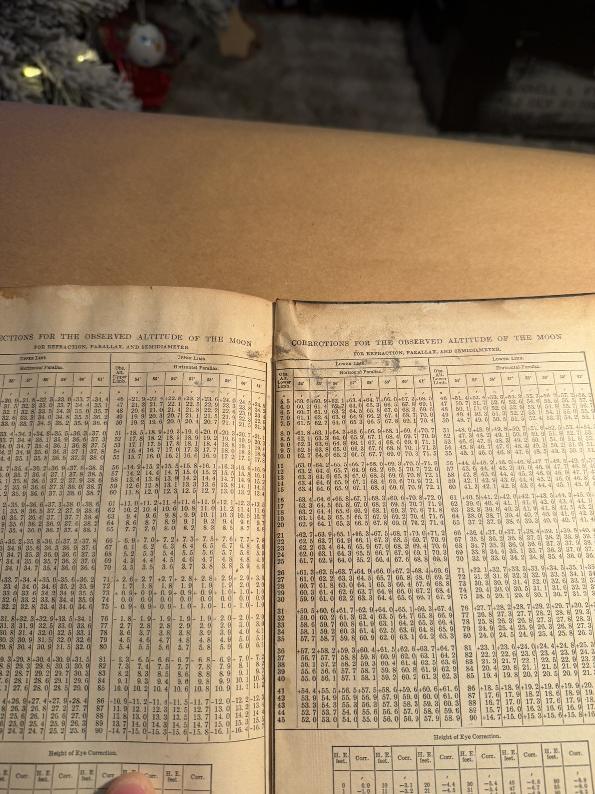 US Navy Dead Reckoning Altitude & Azimuth Tables H.O. No. 211 3rd Ed