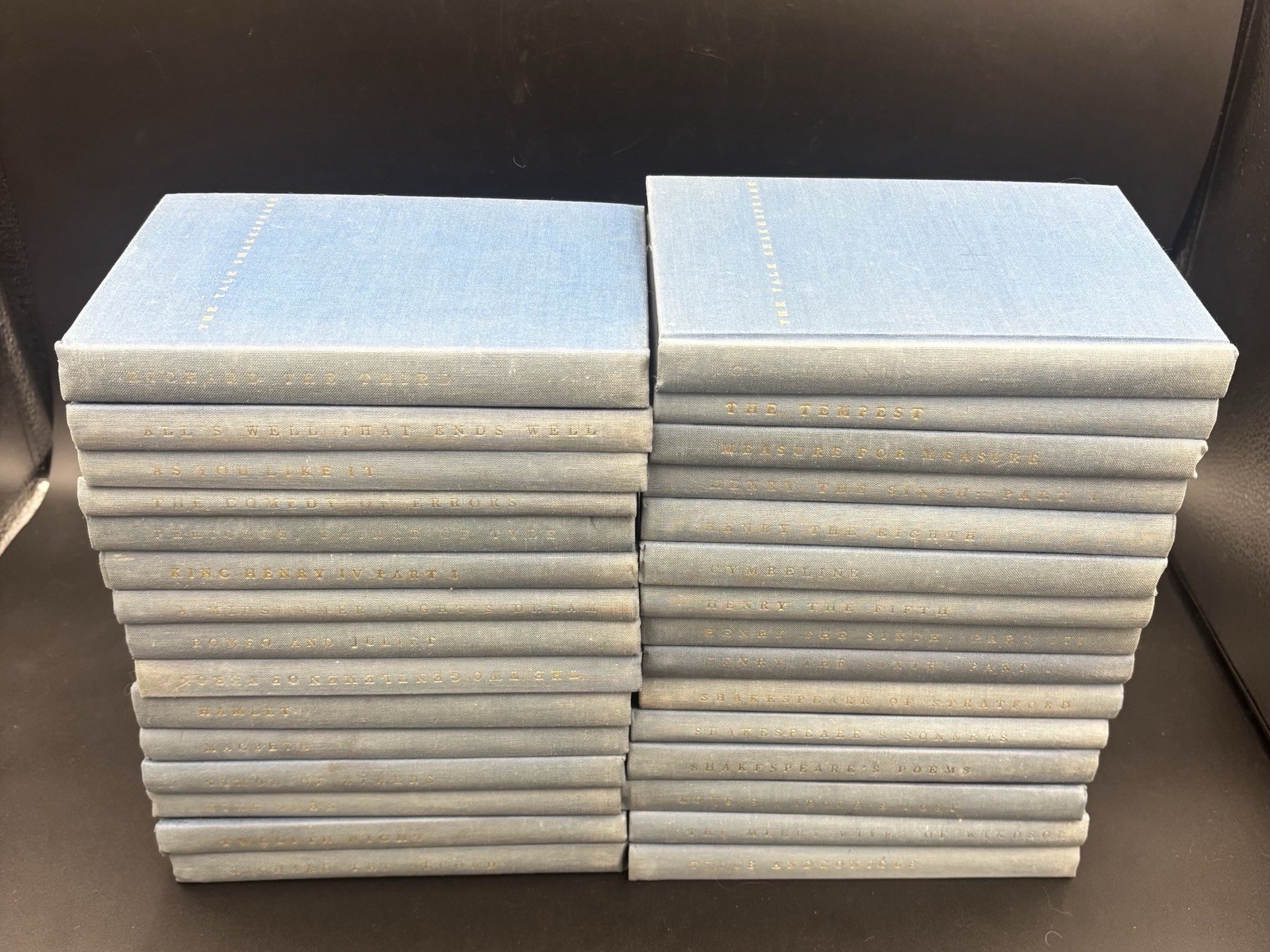 The Yale Shakespeare, 30 Volumes Blue Hardcovers University Press 1922-1965