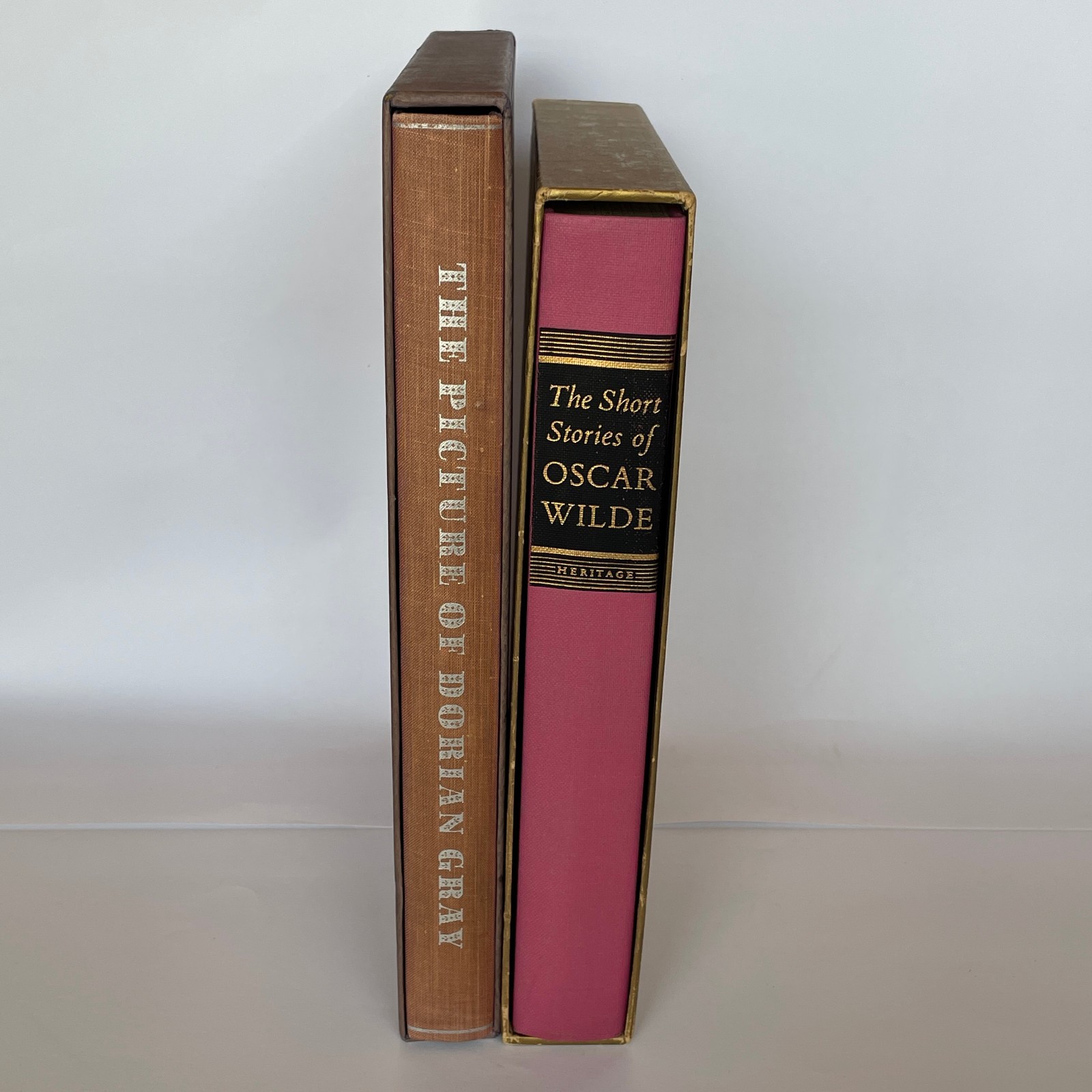 Oscar Wilde 2 Vols Heritage Press Picture Dorian Gray Short Stories HC Slipcase
