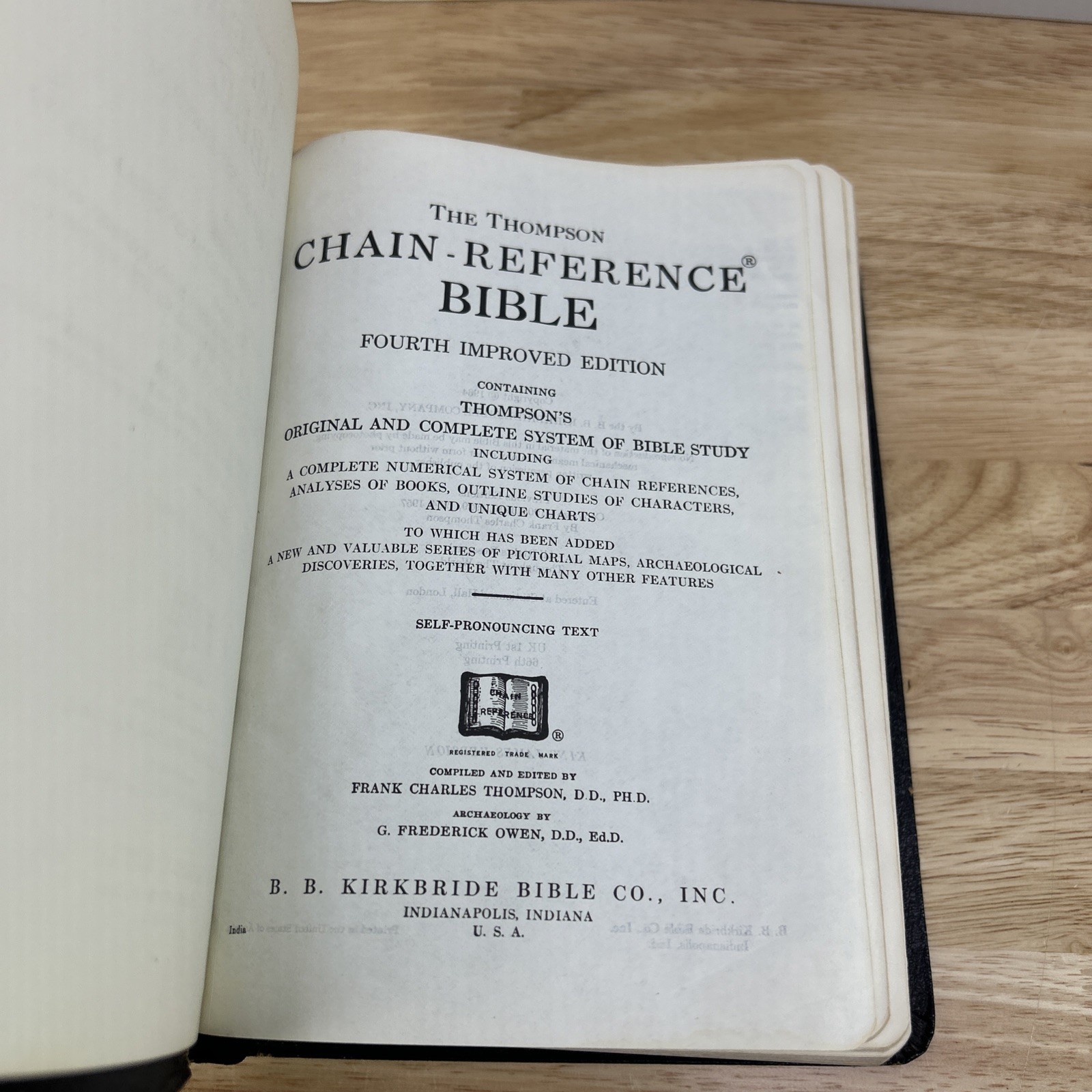 The Chain Reference Thompson Bible Red Letter Edition B.B. Kirkbride Co. 1964