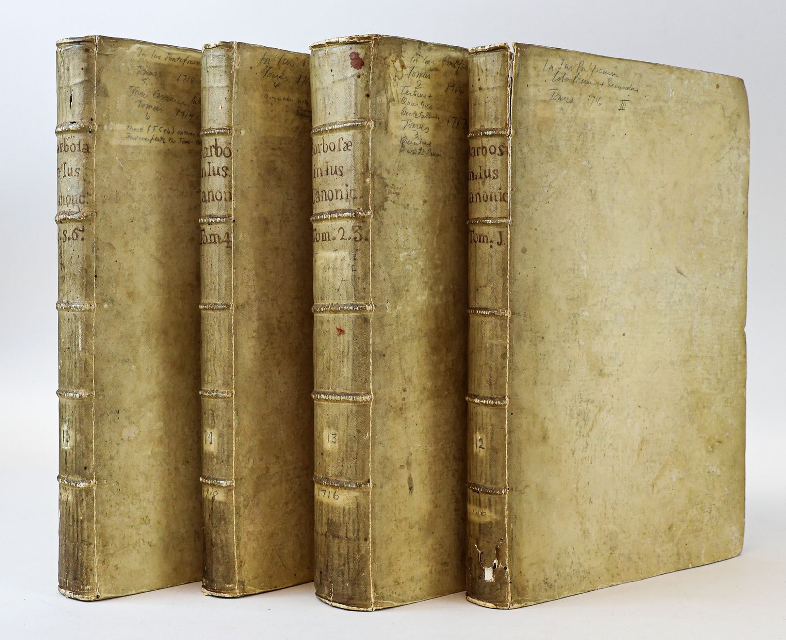 Agostinho Barbosa / COLLECTANEA DOCTORUM TAM VETERUM QUAM RECENTIORUM IN JUS