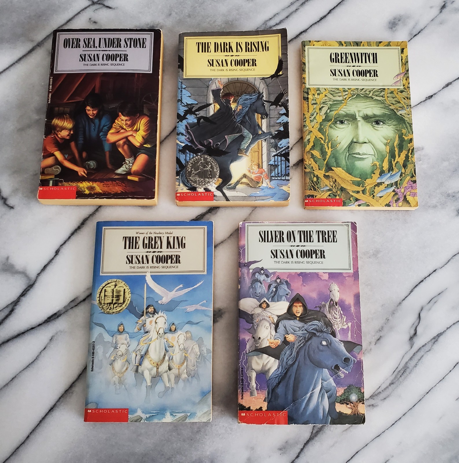 THE DARK IS RISING Set Susan Cooper 1-5 Complete Paperback 1st Scholastic 1990s