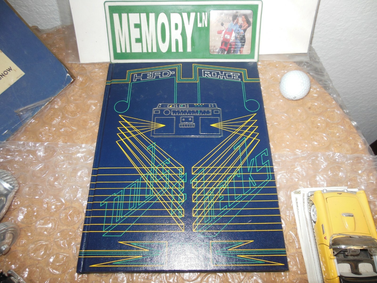 ORIGINAL 1983 HEAD – ROYCE SCHOOL YEARBOOK/ANNUAL/JOURNAL/OAKLAND, CALIFORNIA
