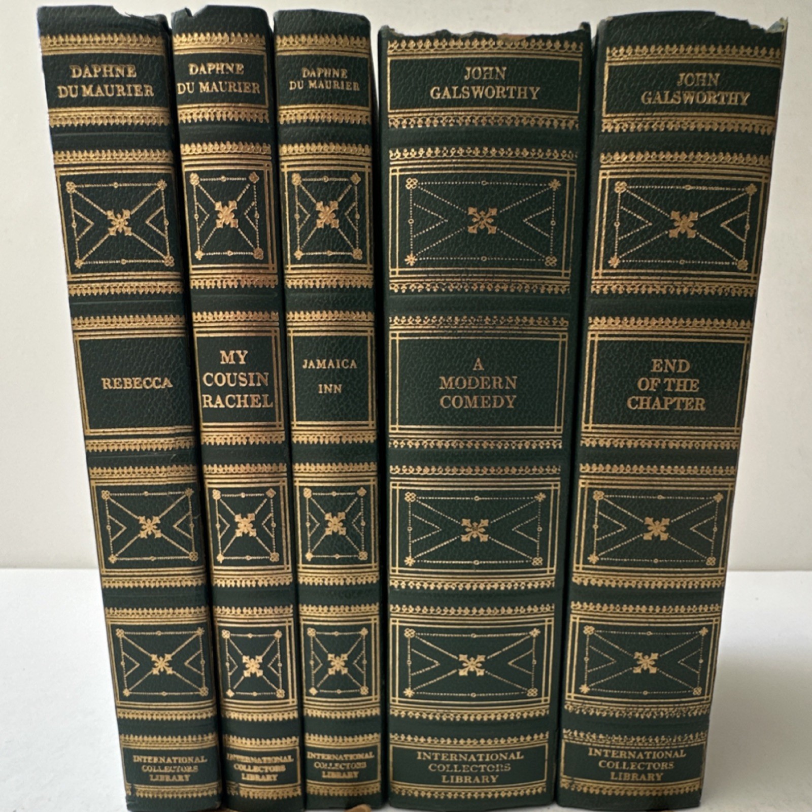 International Collectors Library Collector’s Edition Classics Hardcover Du Maur…