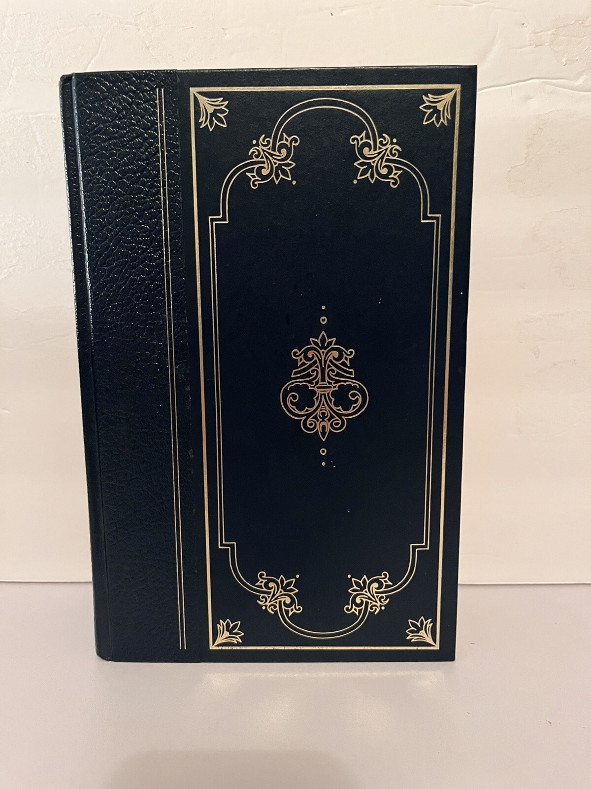 Vintage Naves Topical Bible Digest of the Holy Scriptures Hardcover