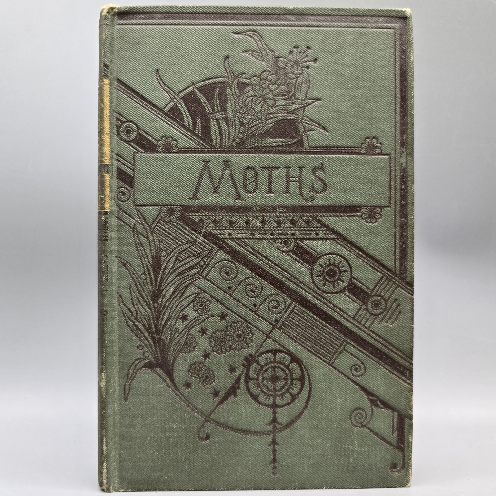 MOTHS a Novel by „Ouida“ 1889 Art Nouveau Hardcover