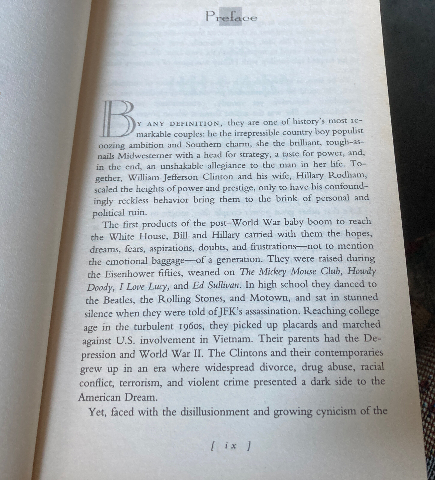 First UK Paperback Edition, ‘Bill And Hilary’ By Christopher Andersen