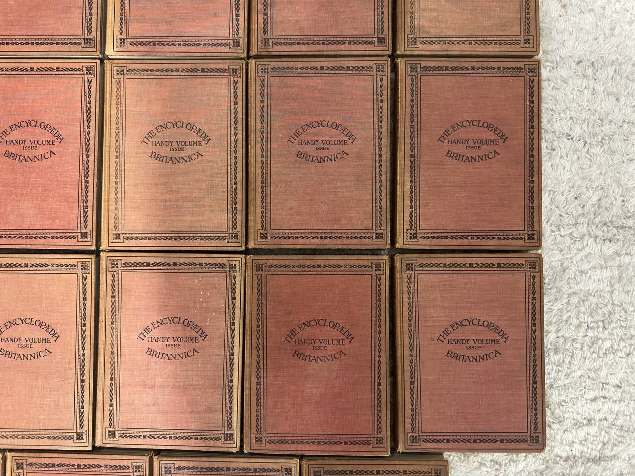 1910-1911 Encyclopaedia Britannica 11th Edition Handy Volume Complete Set