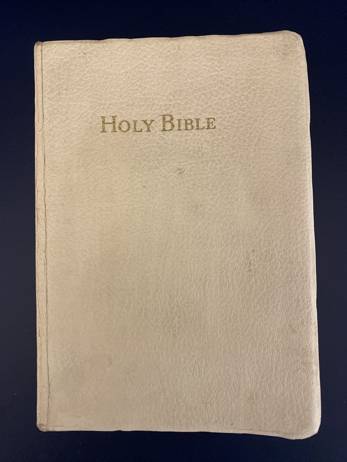 Holy Bible / King James Version / Imitation Leather / Self-pronouncing edition