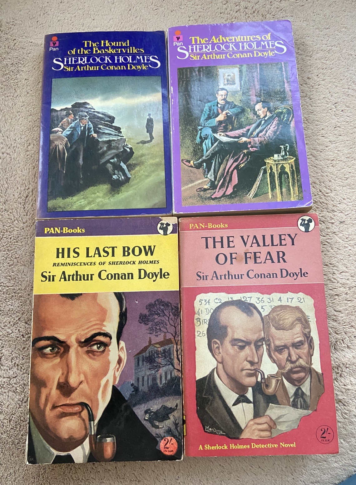 Sir Arthur Conan Doyle Pan x4 Vintage 1950s -70s Sherlock Holmes good condition