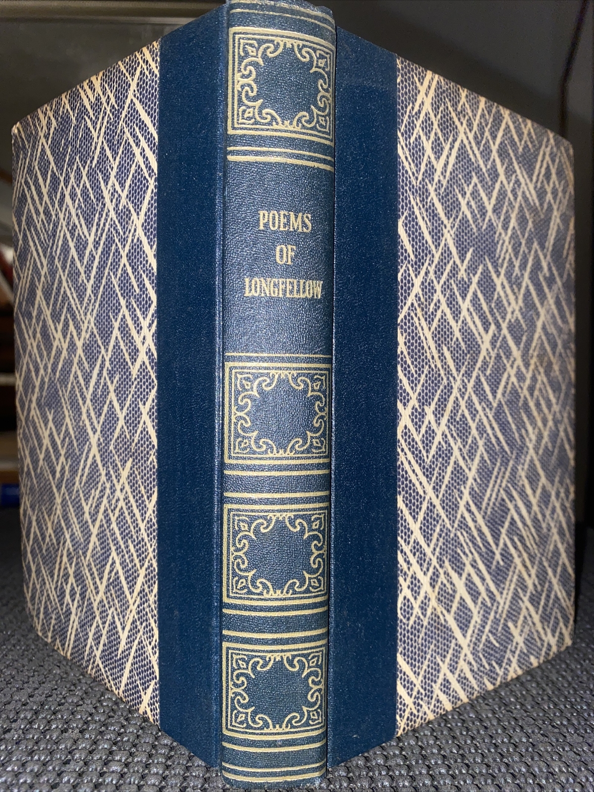 Poems by Henry W Longfellow: UNDATED RED ART-TYPE EDITION Books Inc