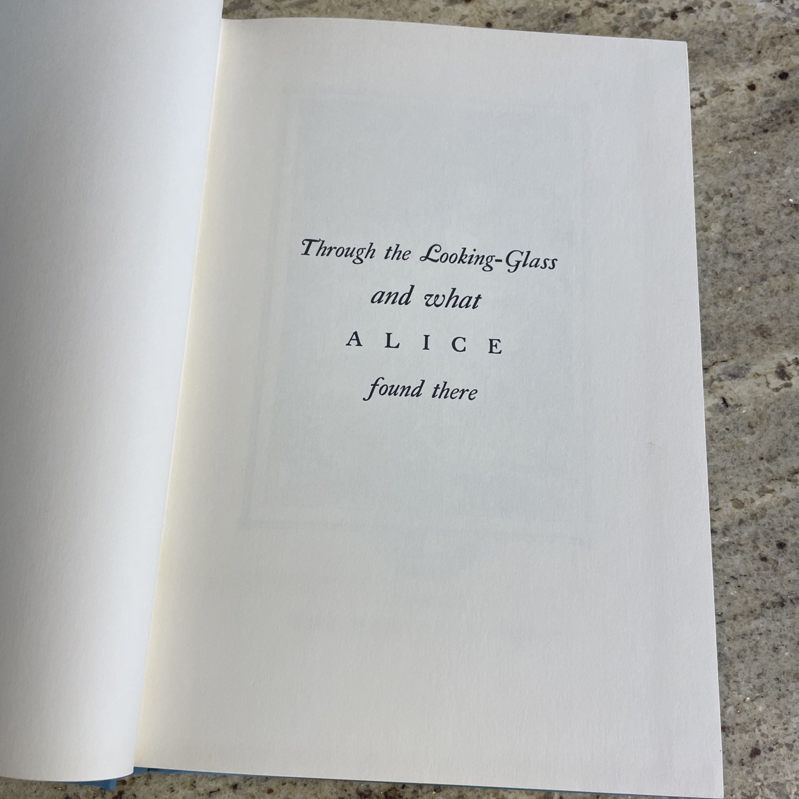 Heritage Press „Through the Looking Glass“ Lewis Carroll (1969, HC, Slipcase)