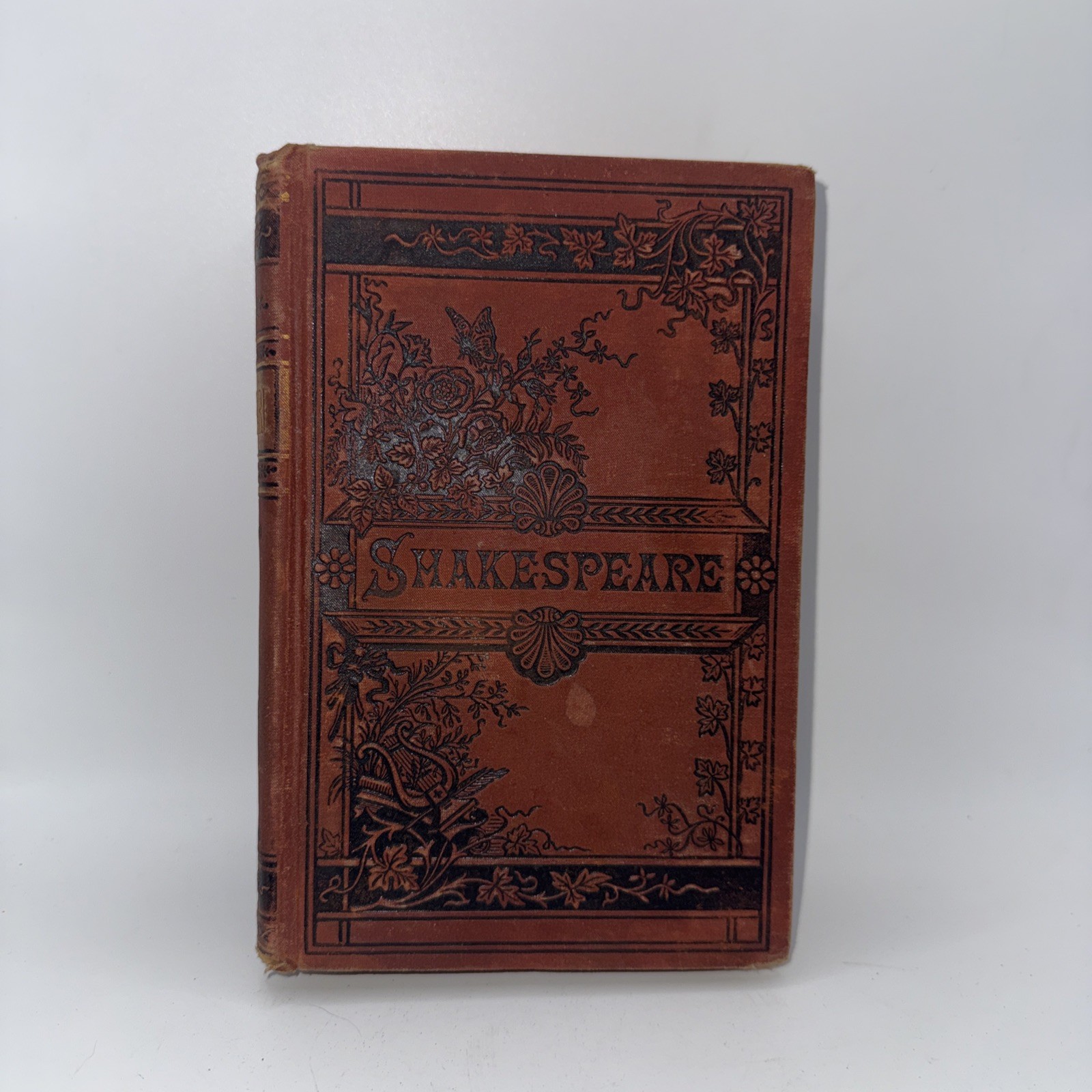 Antique 1800s Works of Shakespeare Gold Edged Pages Ornate Cover Rough Condition