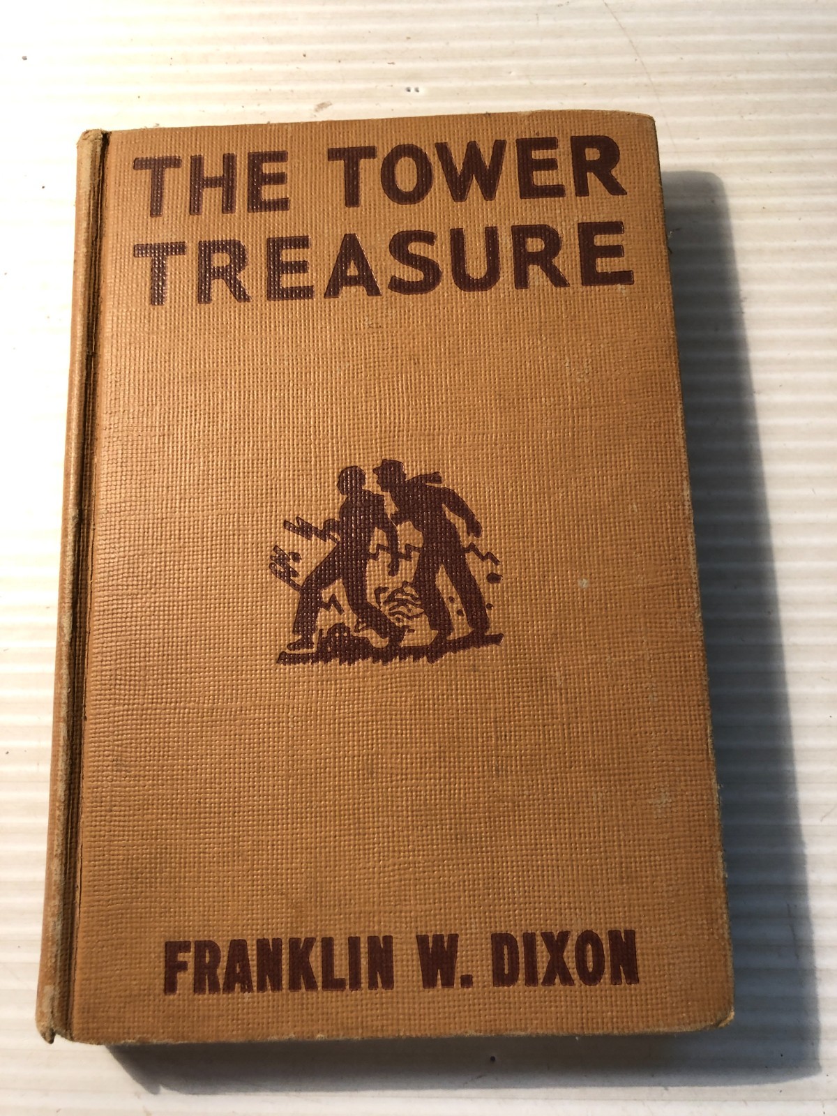 b The TOWER TREASURE by Franklin Dixon 1927 Grosset & Dunlap HARDY BOYS