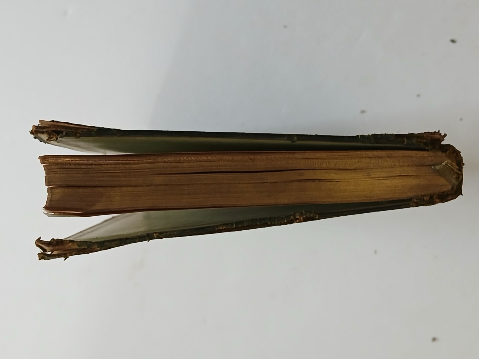 14 GREEN LEATHERBOUND THACKERAY Published by Henry Frowde, Early 1900s.